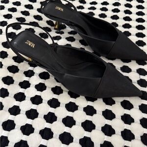 Zara Elegant Black Slingback Heels